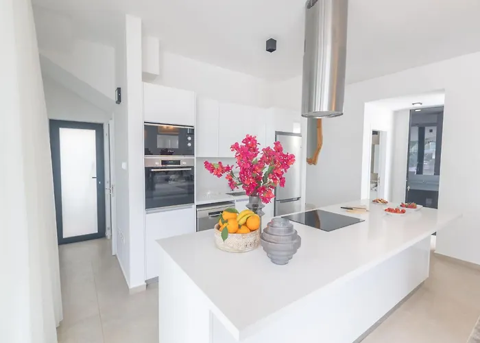 Vila Aqua Pearl Aq01 Protaras