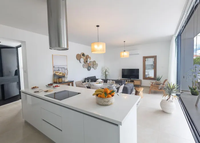 Aqua Pearl Aq01 Vila *