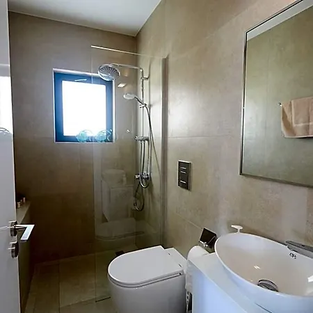 Aqua Pearl Aq01 Villa Protaras