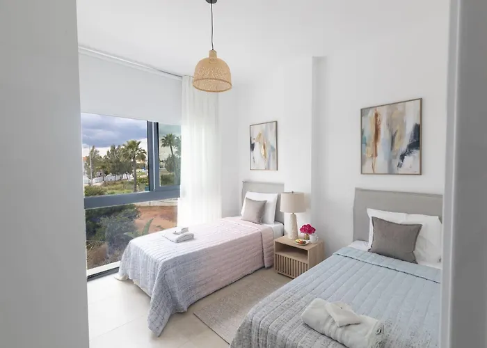 Aqua Pearl Aq01 Protaras