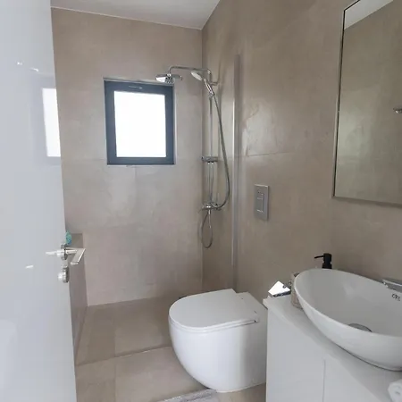 Aqua Pearl Aq01 Villa Protaras